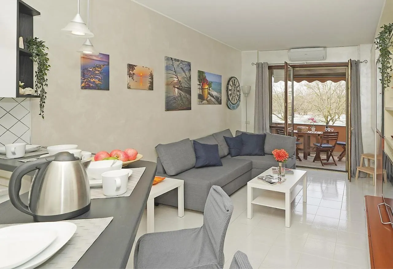 Casa Rudi - Gardagate Apartment Sirmione