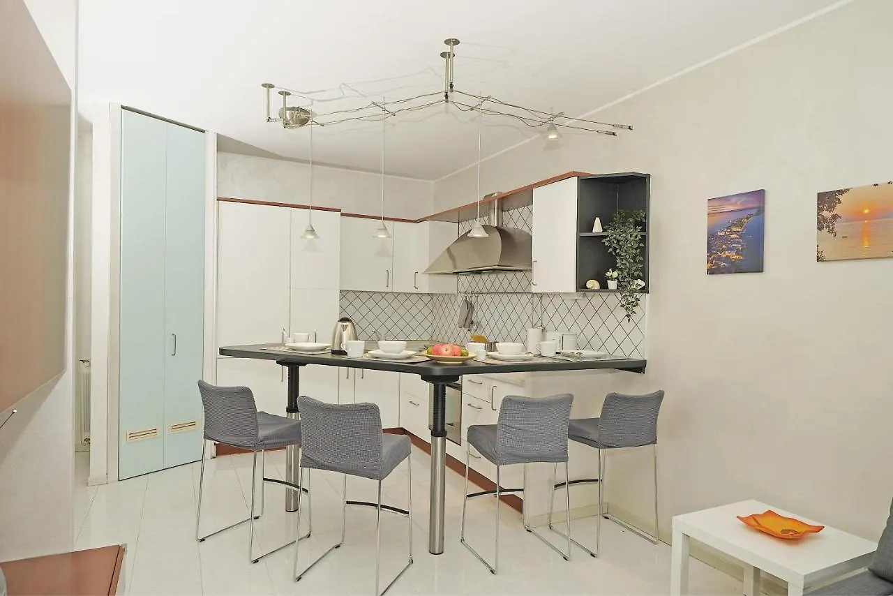 Casa Rudi - Gardagate Apartment Sirmione 0*,